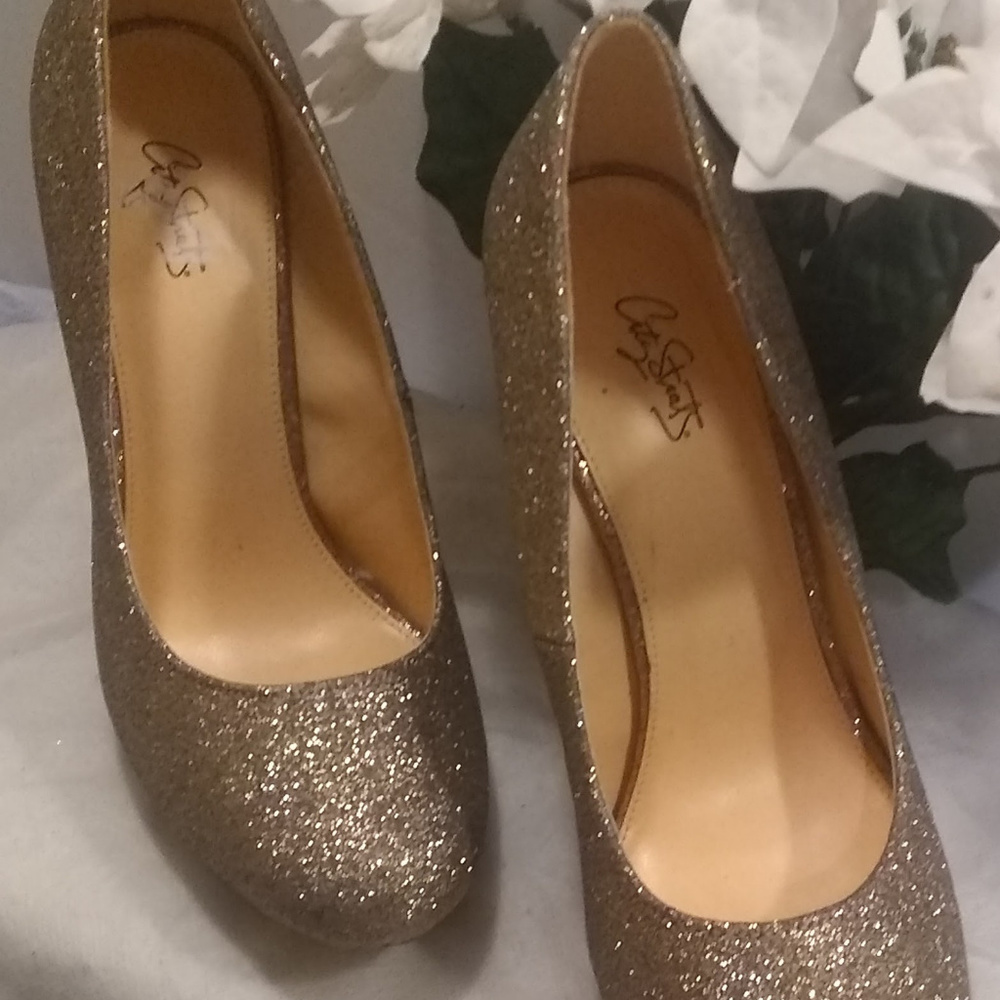 Danielle Sparkling Gold Stilettos by City Streets